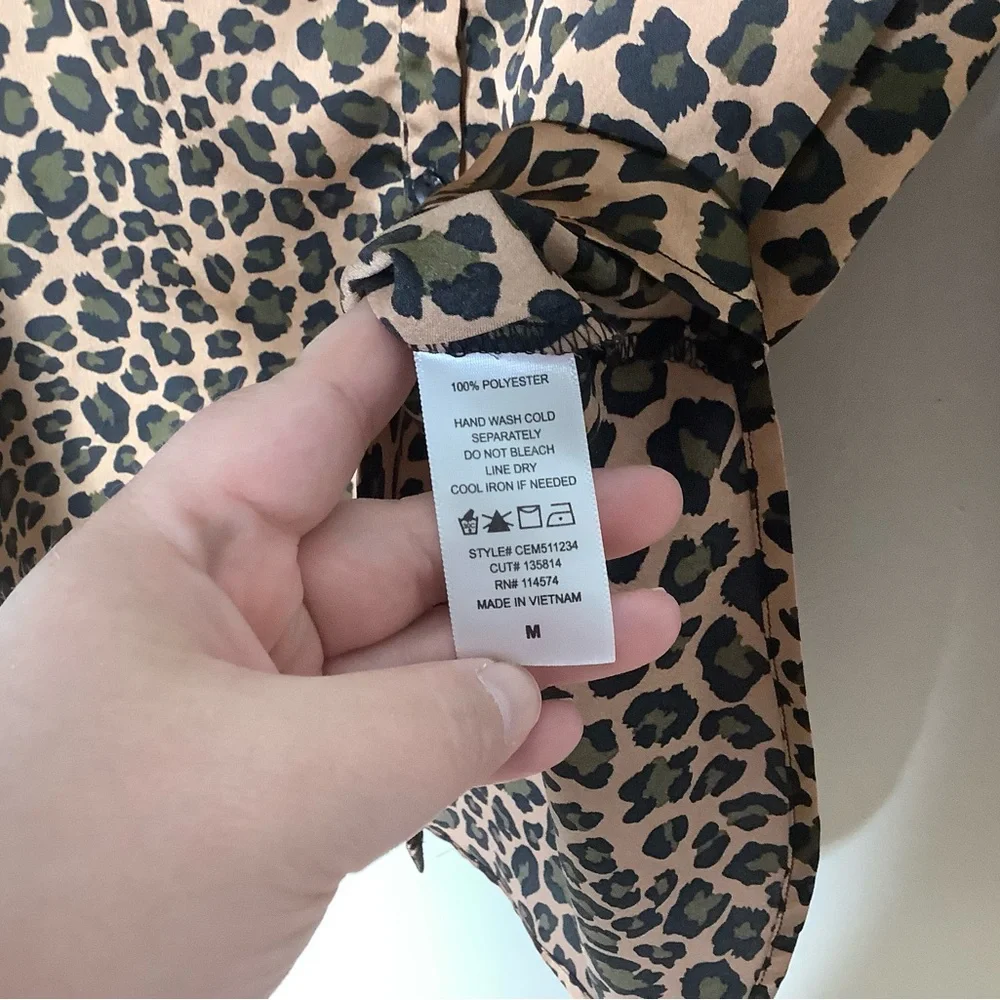< Pleione Leopard Print Satin Button Down Shirt > - Picture 5 of 6